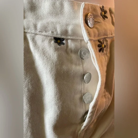 PacSun Cream Embroidered Ankle Jeans - Picture 4 of 8